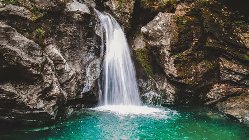 Bingham Falls Trail